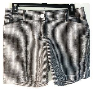 Black and white shorts. Super cute and stretch.